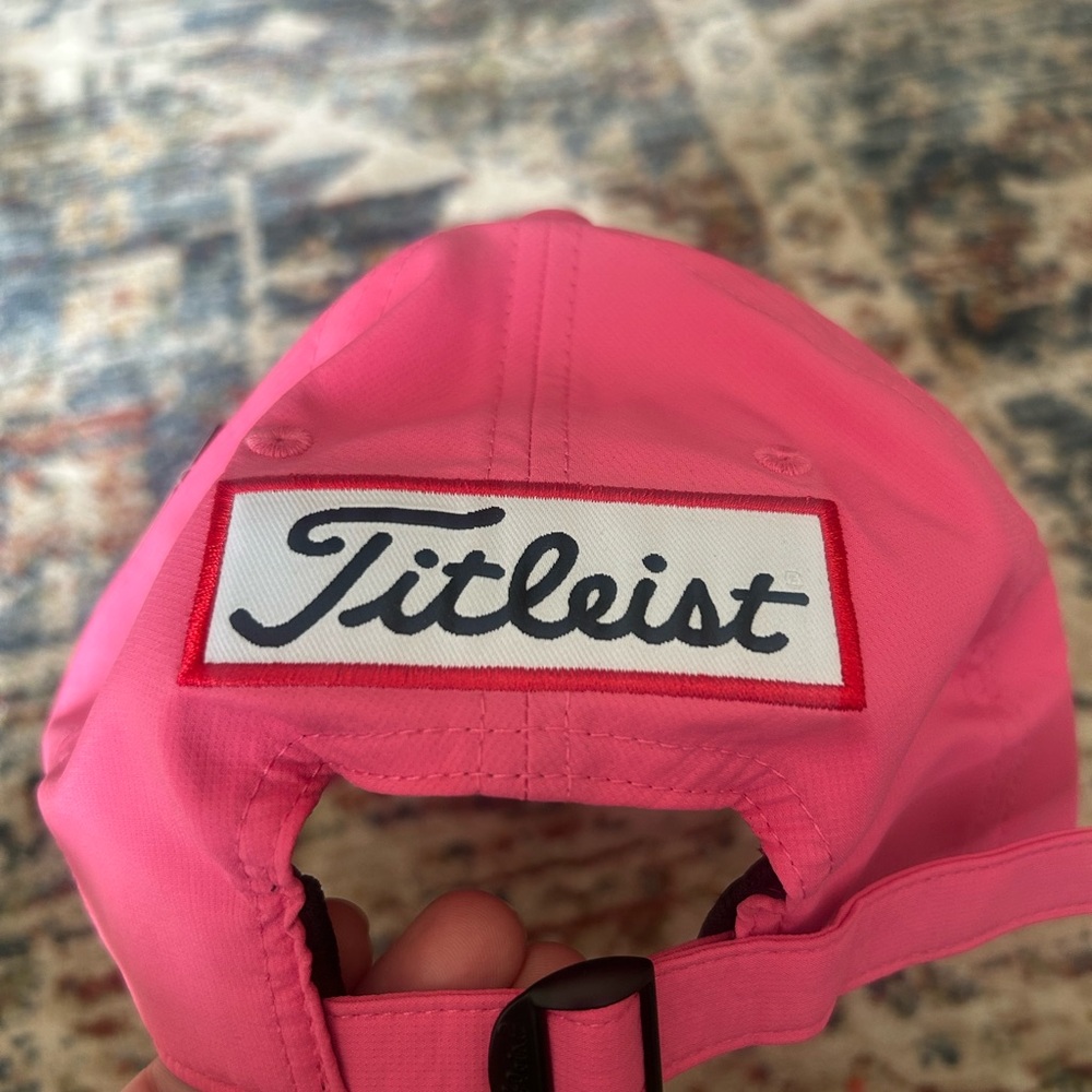 Titleist hat - Picture 4 of 6